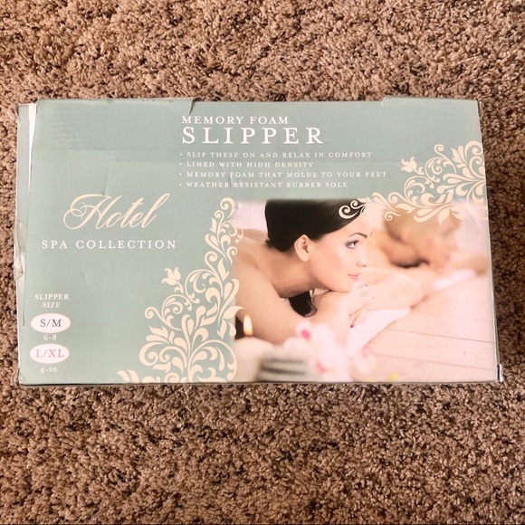 Women’s Slippers (White) - Picture 4 of 6